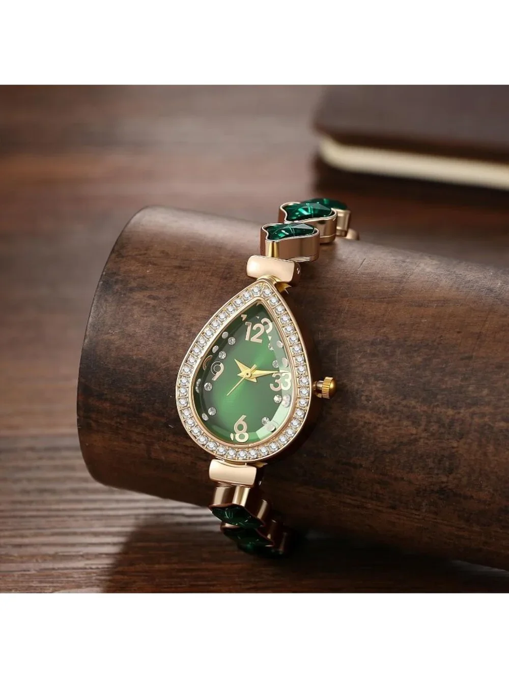 Women's Green Crystal Teardrop Rhinestone Dial Ultra-Thin Metal Wrist Watch